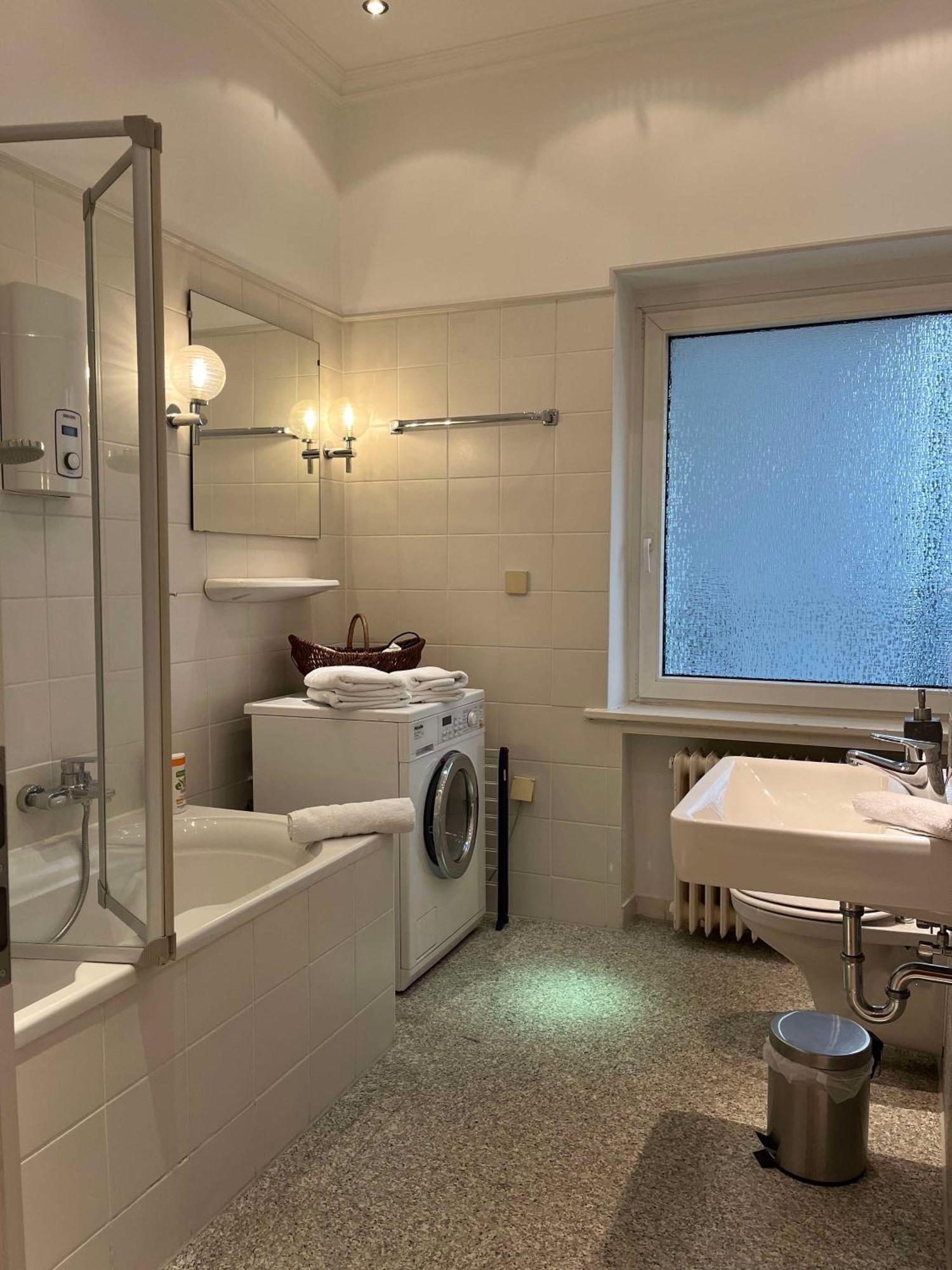 Suite Appartement Friesenhof Хановер Екстериор снимка
